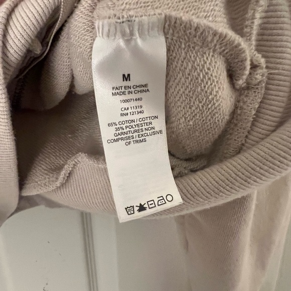 Garage Cropped Cream Hooded Sweatshirt Medium - Picture 2 of 2